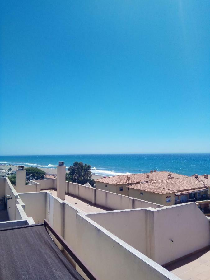 Precioso Atico En Torre De Benagalbon A 20 Metros Del Mar. Lejlighed Eksteriør billede
